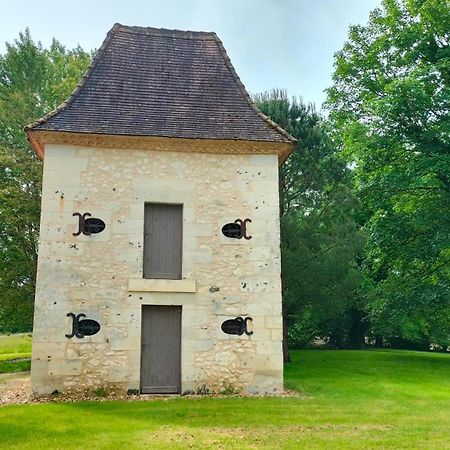 Gite De La Gardie Mensignac Buitenkant foto